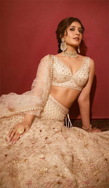 தேவதை இவளா... ராஷி கண்ணா