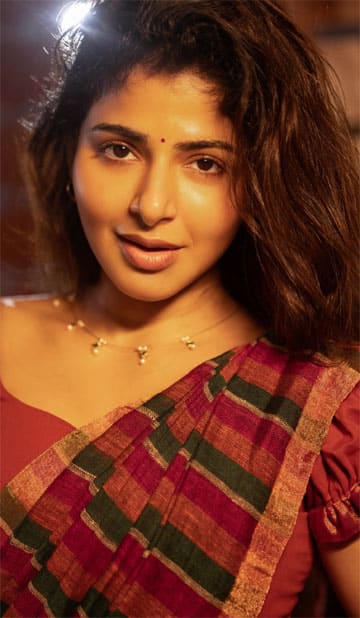 அழகாய் அசத்தும் ஐஸ்வர்யா மேனன்
