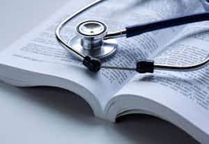 நீட் மறுதேர்வுக்கு அரசு பள்ளிகளில் சிறப்பு பயிற்சி