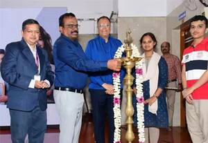 தினமலர் இன்ஜினியரிங் கவுன்சிலிங் வழிகாட்டி நிகழ்ச்சியில் மாணவர்கள் ஆர்வம்