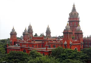 அரசியல் நிகழ்ச்சிகளுக்கு பள்ளி, கல்லுாரிகளில் தடை; ஐகோர்ட்டில் அரசு தகவல்