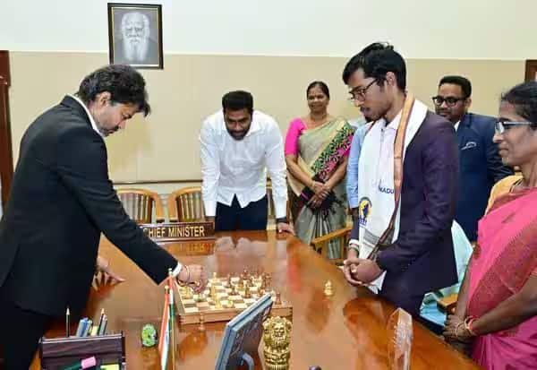 Latest Tamil News