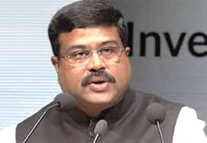 7, 8, 9ம் வகுப்பு மாணவர்களுக்கு மும்மொழி கொள்கை கிடையாது; தர்மேந்திர பிரதான் உறுதி