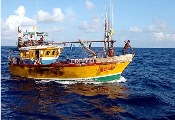  14 Sri Lankan fishermen arrested for crossing the border  