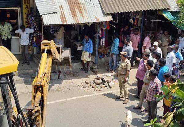 Latest Tamil News