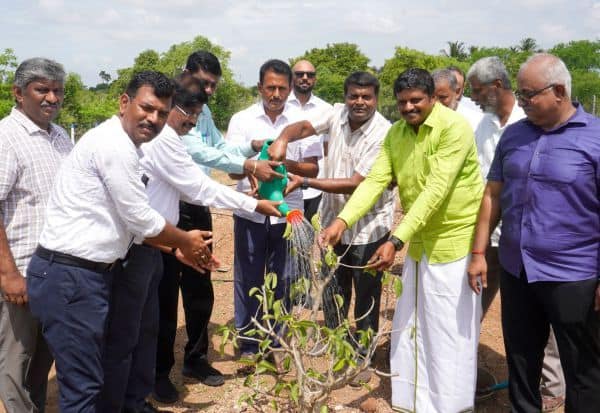 Latest Tamil News