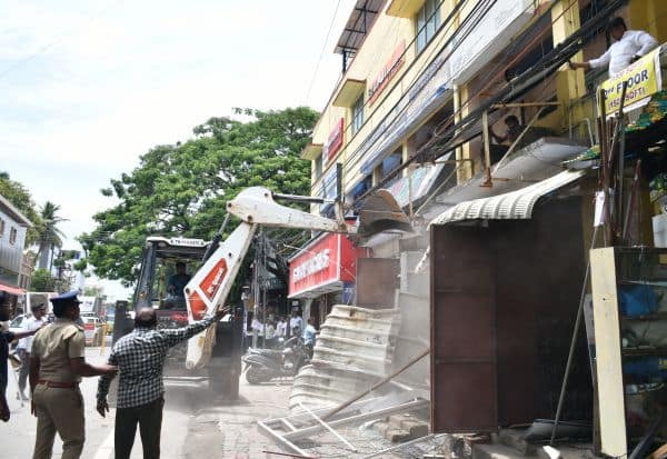 Latest Tamil News