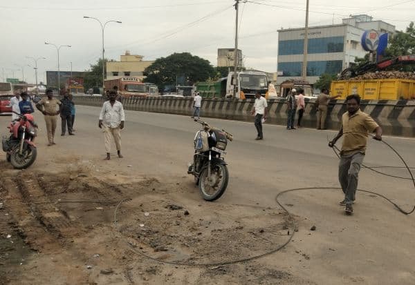 அறுந்து விழுந்த மின் கம்பி மாதவரத்தில் பெரும் விபத்து தவிர்ப்பு