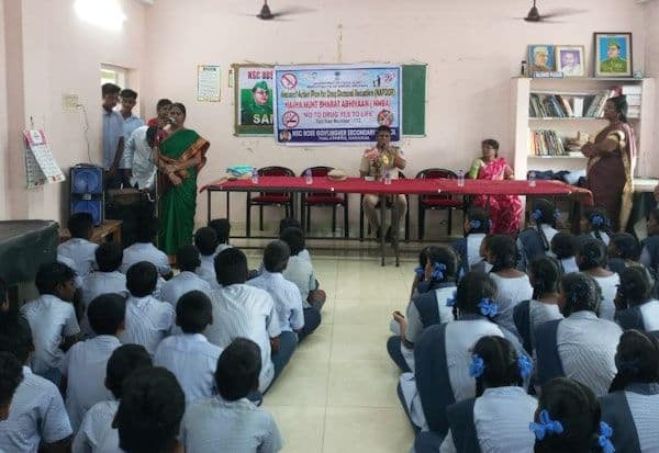 Latest Tamil News