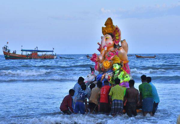 Latest Tamil News