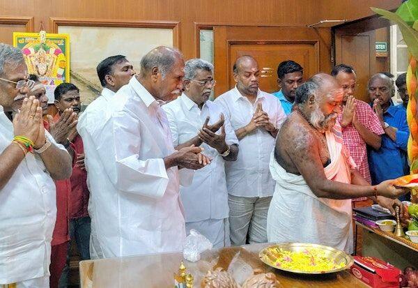 Latest Tamil News