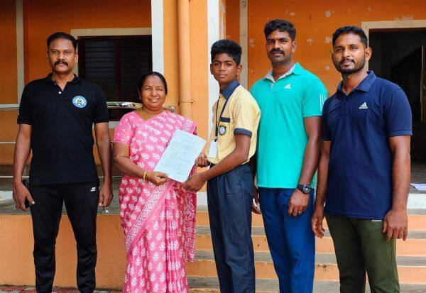 Latest Tamil News
