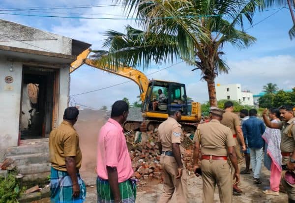 Latest Tamil News