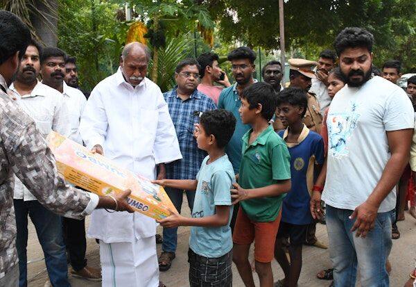 Latest Tamil News