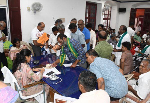 Latest Tamil News