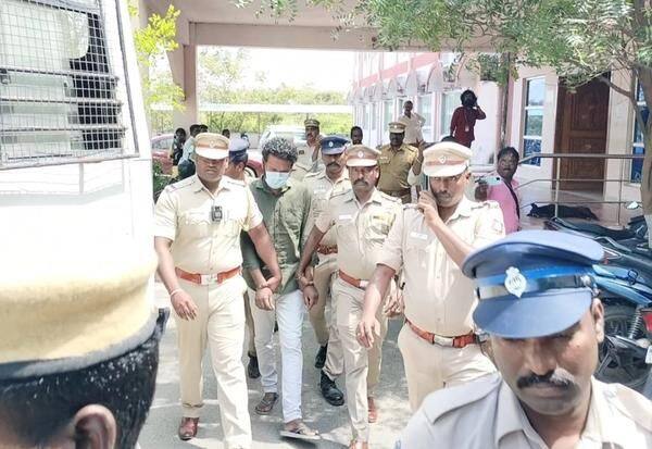 Latest Tamil News