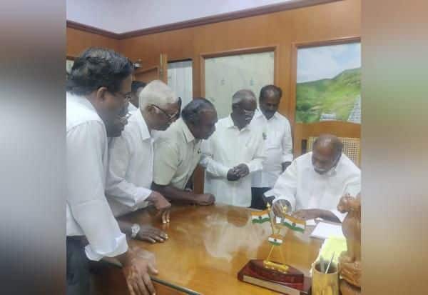 Latest Tamil News