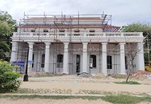  பழமை மாறாமல் புதுப்பிக்கப்படும் டேனிஷ்கோட்டை, கவர்னர் மாளிகை