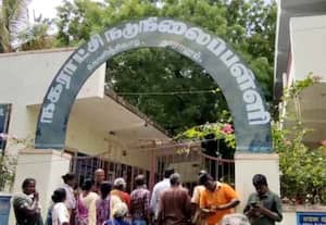 சத்துணவில் புழு, பூச்சி நெளிகிறது; உணவில் அலட்சியம் ஏன்? நயினார் ஆவேசம்