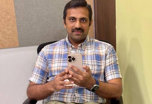  'ஆப்பிள்' மீது  காதல்