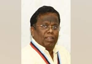 தேனி நகராட்சி கமிஷனர் வீட்டில் லஞ்ச ஒழிப்பு போலீசார்  சோதனை;  முக்கிய ஆவணங்கள் பறிமுதல்