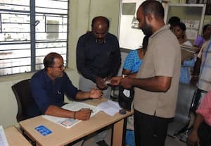 * பரந்துார் விமான நிலைய திட்டத்திற்கு... துவங்கியது பத்திரப்பதிவு:நிலம் தந்த 19 பேருக்கு ரூ.9 கோடி இழப்பீடு