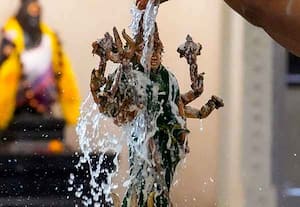 லண்டனில் ஆடிக்கிருத்திகை