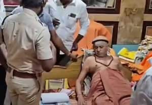 கார் ஏற்றிக் கொல்ல சதி என கூறிய குற்றச்சாட்டு; மதுரை ஆதினத்திடம் போலீசார் விசாரணை