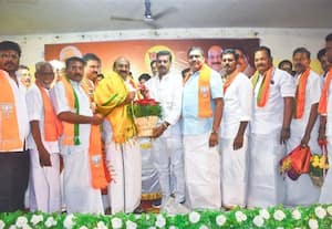 தொழிலதிபர்  பாஜ., வில் ஐக்கியம்