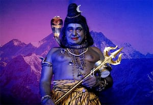 கடவுள் சிவனாக நடித்து வம்பு இழுக்கிறாரா நடிகர் மன்சூர் அலிகான்?