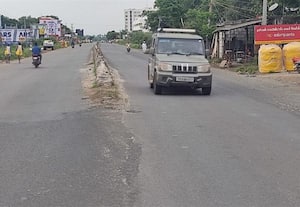 சூளைமேனியில் சாலை தடுப்பு சேதம் தொடர் விபத்தால் வாகன ஓட்டிகள் அச்சம்