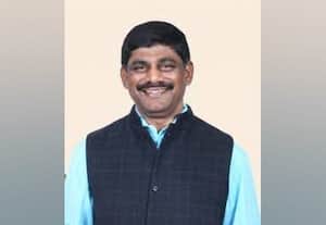 கே.எம்.எப்., தலைவர் பதவி: காங்., தலைவர்கள் போட்டி
