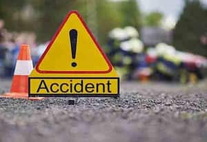 தறிகெட்டு ஓடிய தண்ணீர் லாரி மோதி பெண் உள்பட 2 பேர் பலி; சென்னையில் சோகம்