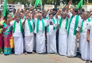 விவசாயிகள் ஆர்ப்பாட்டம் 