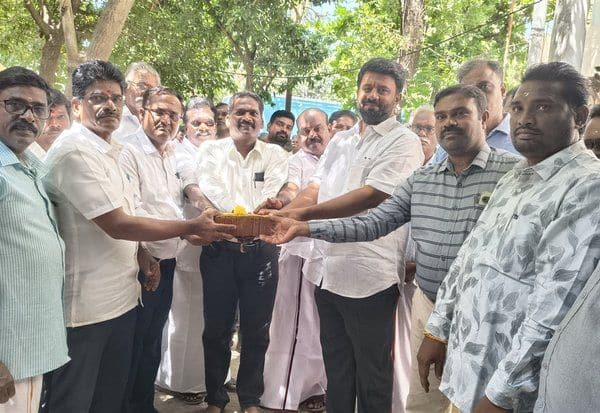 Latest Tamil News