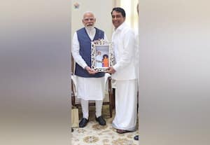 ஸ்ரீ சத்ய சாய்பாபா நுாற்றாண்டு விழா;  பிரதமர் நரேந்திர மோடிக்கு அழைப்பு