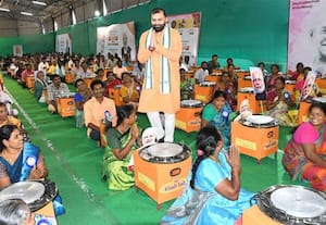 கைவினைஞர்கள் ஊதியம் 275 சதவீதம் அதிகரிப்பு;  காதி கிராம தொழில் ஆணைய தலைவர் தகவல்