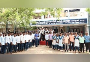 சர்வதேச போட்டியில் பதக்கம் வென்று கடலுார் அரசுக்கல்லுாரி மாணவர் சாதனை