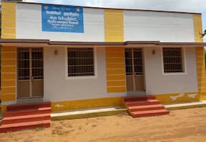 திறப்பு விழா காணாத செவிலியர் குடியிருப்புகள்
