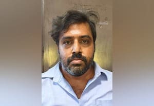 போலி நகைகளுக்கு ரூ.2.38 கோடி கடன் வங்கி ஊழியர் கைது; மேலாளருக்கு வலை