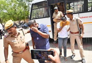 கவின் கொலையில் கைதான தந்தை, மகன் கோர்ட்டில் ஆஜர்