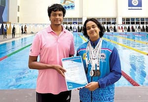 நீச்சலில் சாதிக்கும் மைசூரு சிறுமி