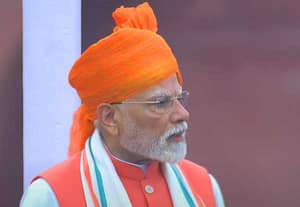 அணு ஆயுத மிரட்டலுக்கு இந்தியா அஞ்சாது: சுதந்திர தின விழாவில் பிரதமர் மோடி பேச்சு