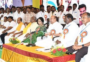 பா.ம.க., நிறுவனர், தலைவராக ராமதாஸ் தொடர்வார் பொதுக்குழுவில் தீர்மானம் நிறைவேற்றம்