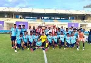 வேல்ஸ், இ.எம்.இ.ஏ., கல்லுாரி அணிகள் 'மோடி' கோப்பை கால்பந்தில் 'சாம்பியன்'