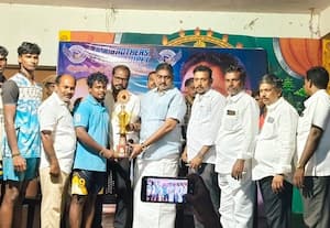 கைப்பந்து போட்டி பரிசளிப்பு