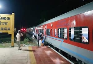 சிவகங்கையில் பிளாட்பார நீட்டிப்பு பணி முடக்கம் பயணிகள் அவதி 