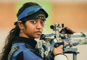 தங்கம் வென்றார் இளவேனில்: ஆசிய துப்பாக்கி சுடுதலில்