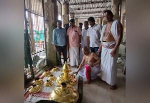 திருக்கோஷ்டியூர் தங்க விமானத் திருப்பணி மூல கவசத்தில் தகடு பதிக்கும் பணி துவக்கம் 2026 பிப்.6 ல் கும்பாபிஷேகம்