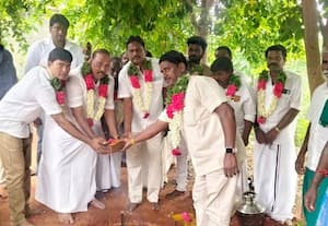 கலையரங்கம் கட்டும் பணி பூமி பூஜையுடன் துவக்கம்